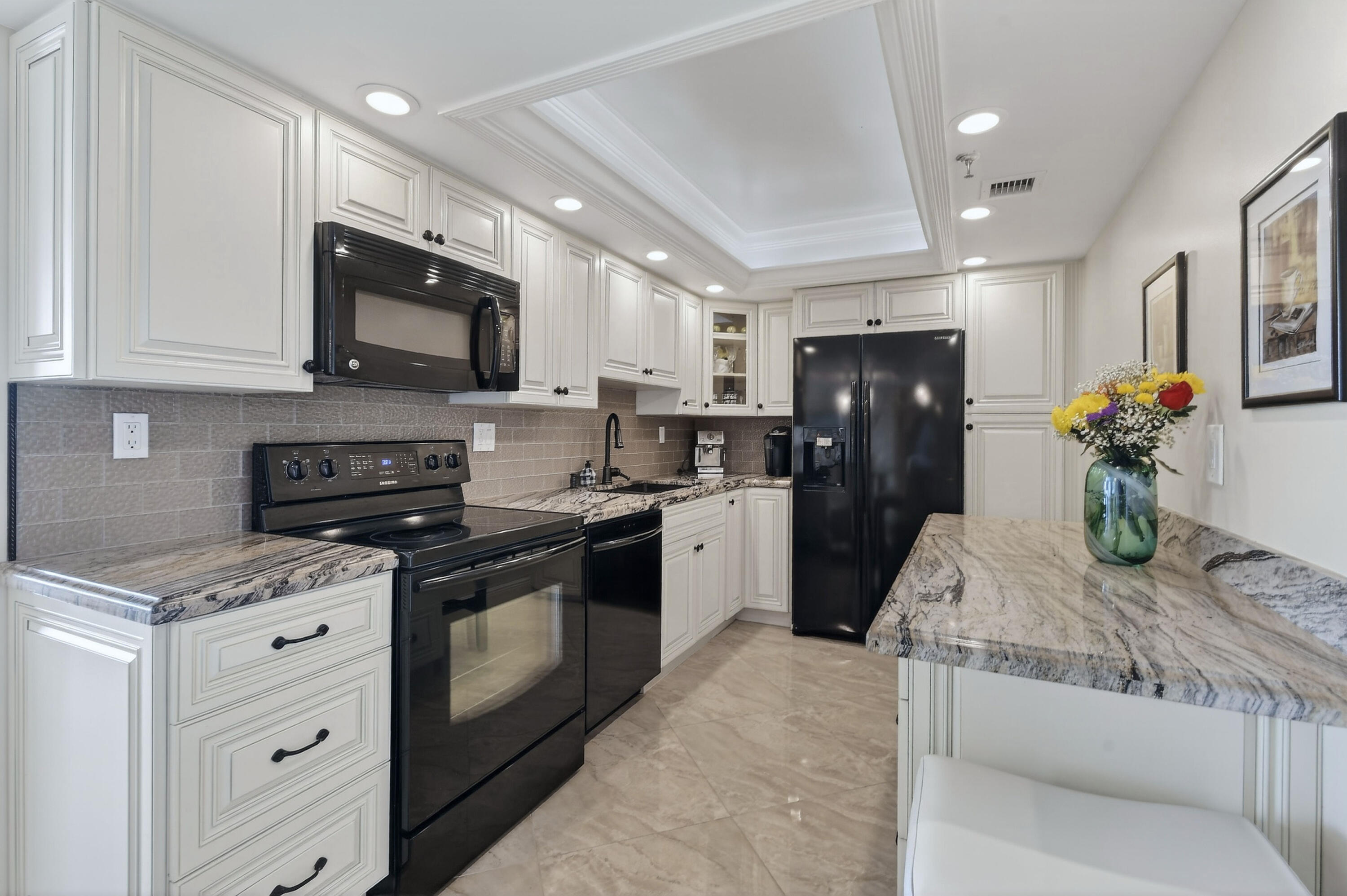 1300 Florida A1A, Unit 320 Jupiter, FL 33477 - Photo 15 of 92 1300JimmyBuffettMemHwy#320(18)