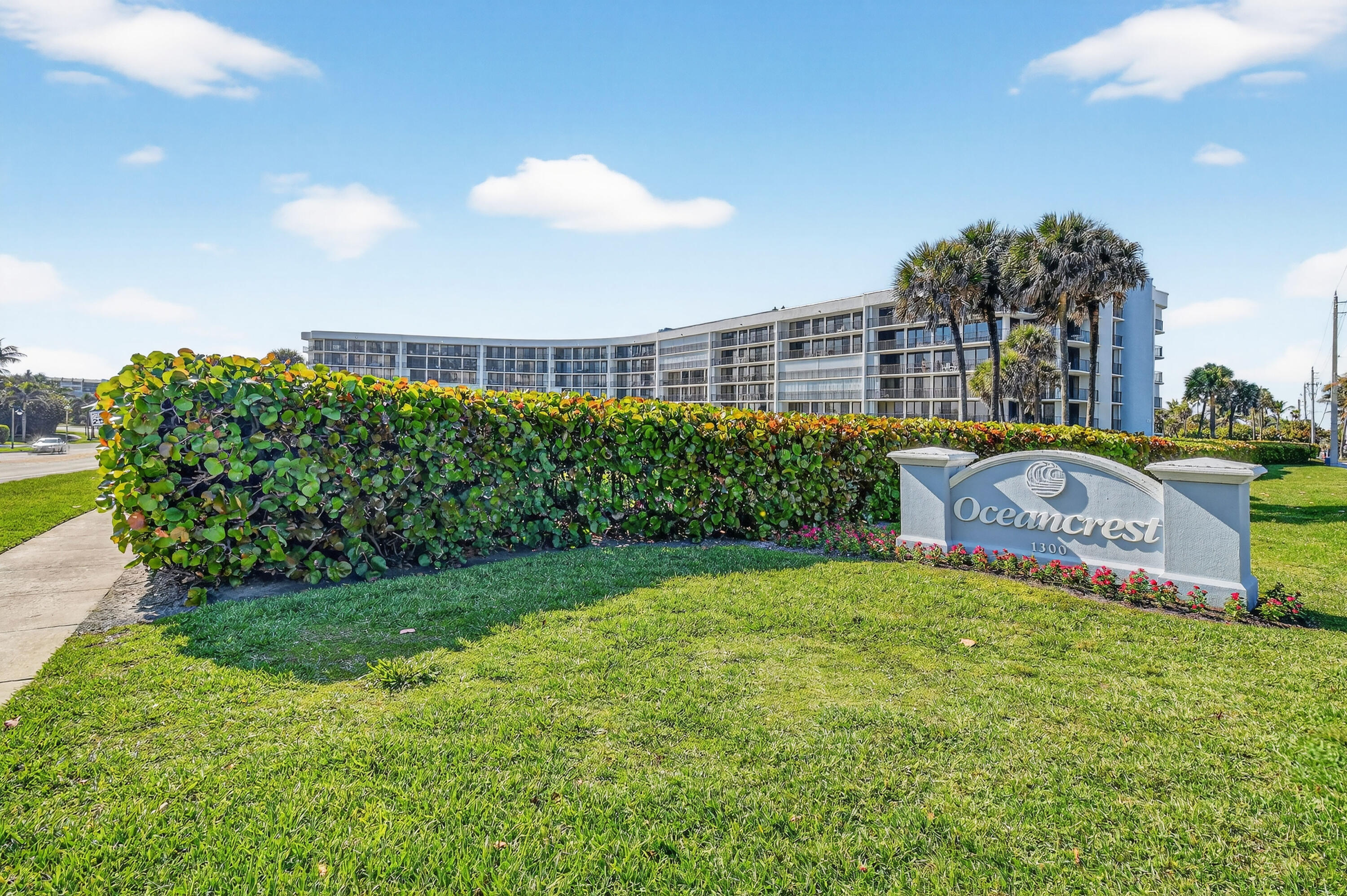 1300 Florida A1A, Unit 320 Jupiter, FL 33477 - Photo 3 of 92 1300JimmyBuffettMemHwy#320(1)