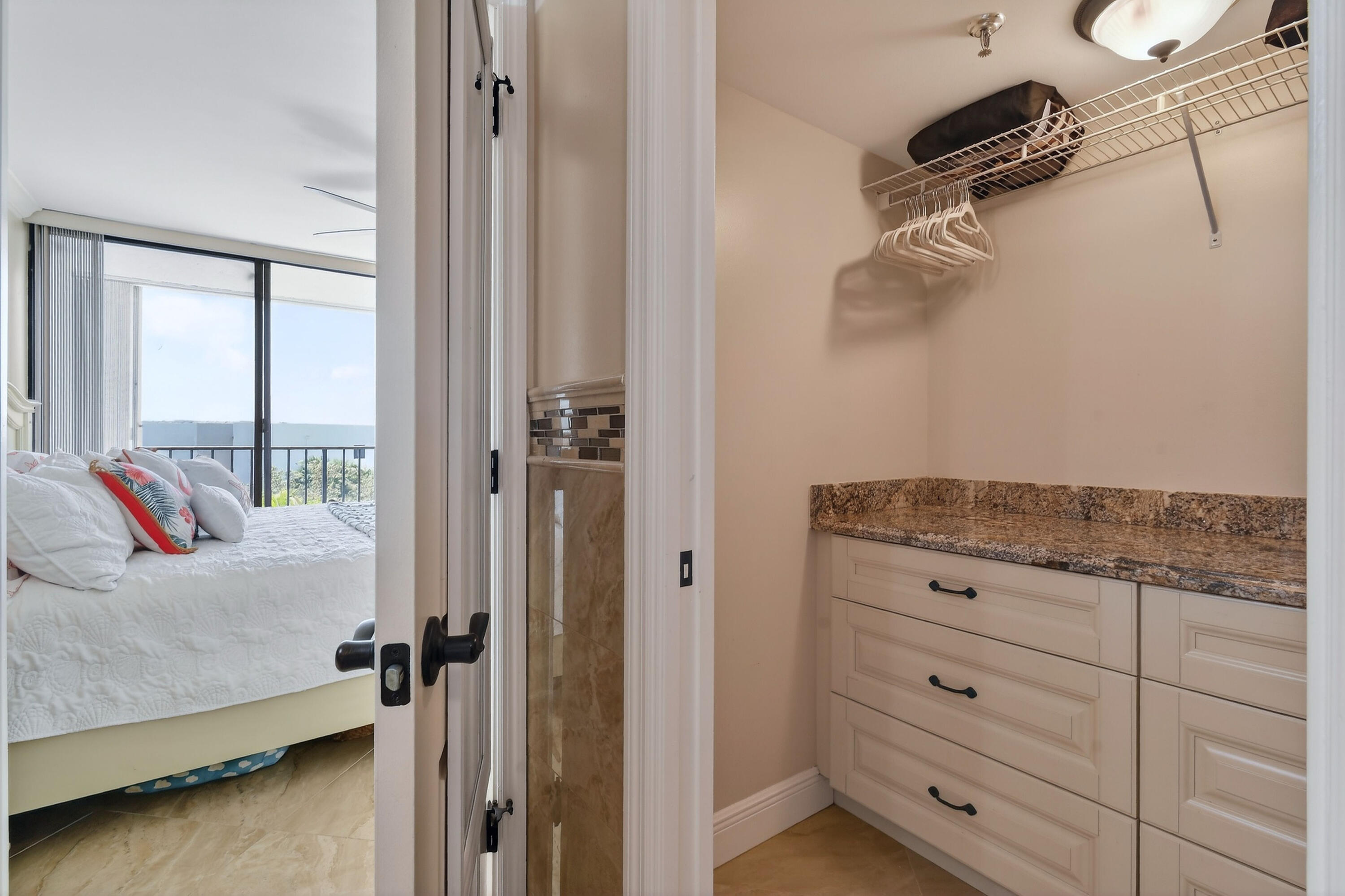 1300 Florida A1A, Unit 320 Jupiter, FL 33477 - Photo 36 of 92 1300JimmyBuffettMemHwy#320(39)