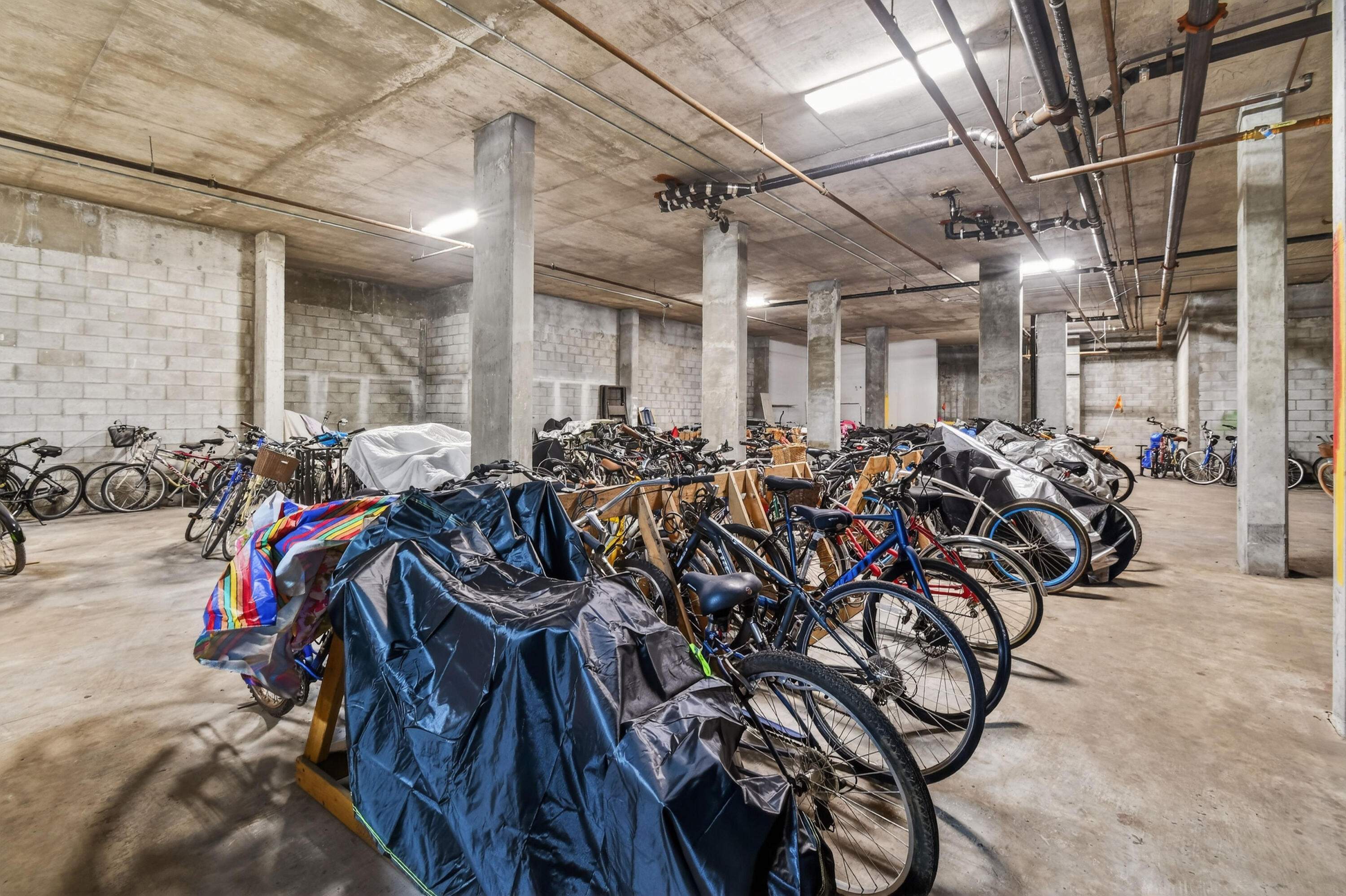 1300 Florida A1A, Unit 320 Jupiter, FL 33477 - Photo 63 of 92 1300JimmyBuffettMemHwy#320(67)