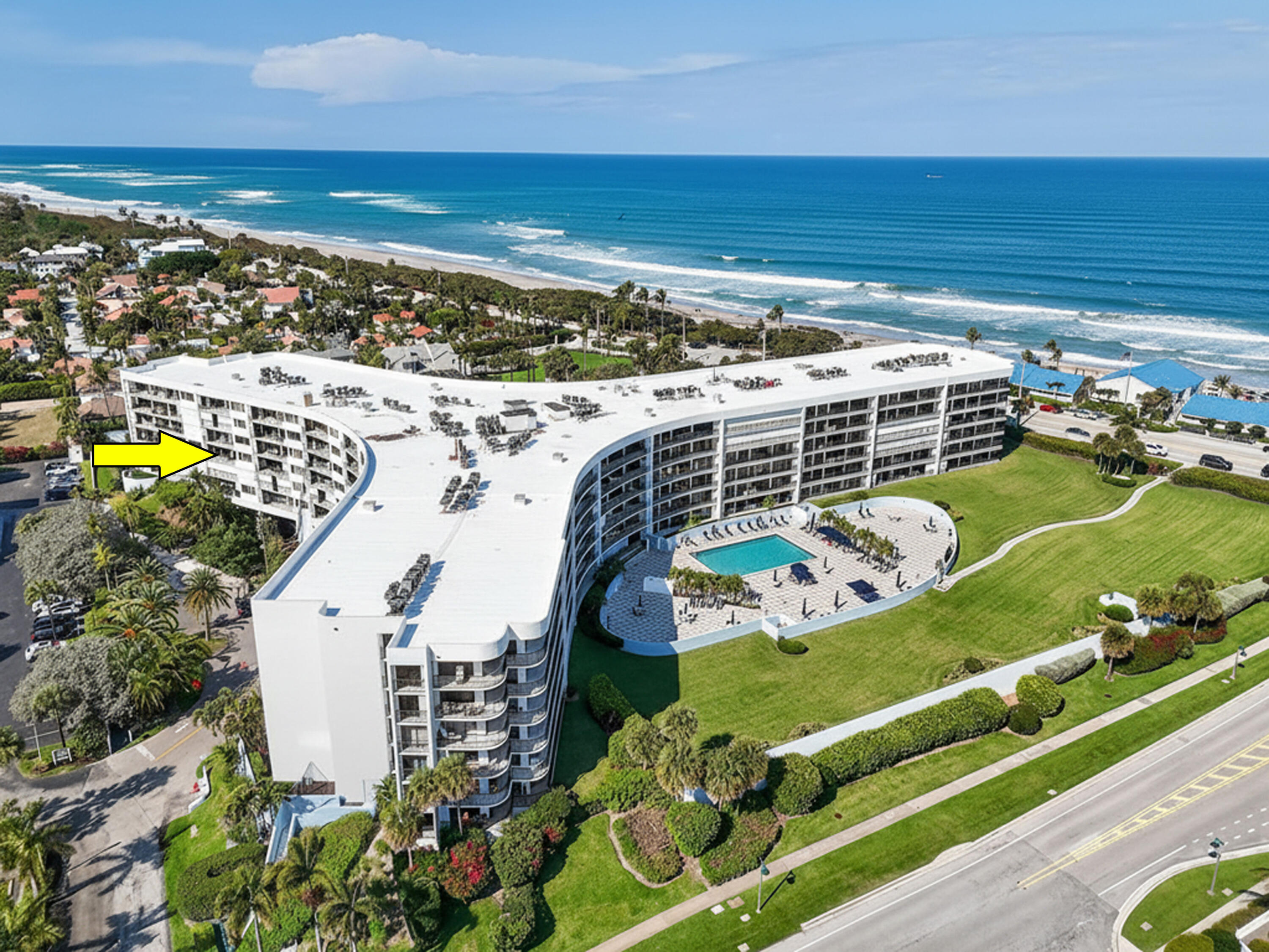 1300 Florida A1A, Unit 320 Jupiter, FL 33477 - Photo 82 of 92 1300JimmyBuffettMemHwy#320Aerials(18)EDI