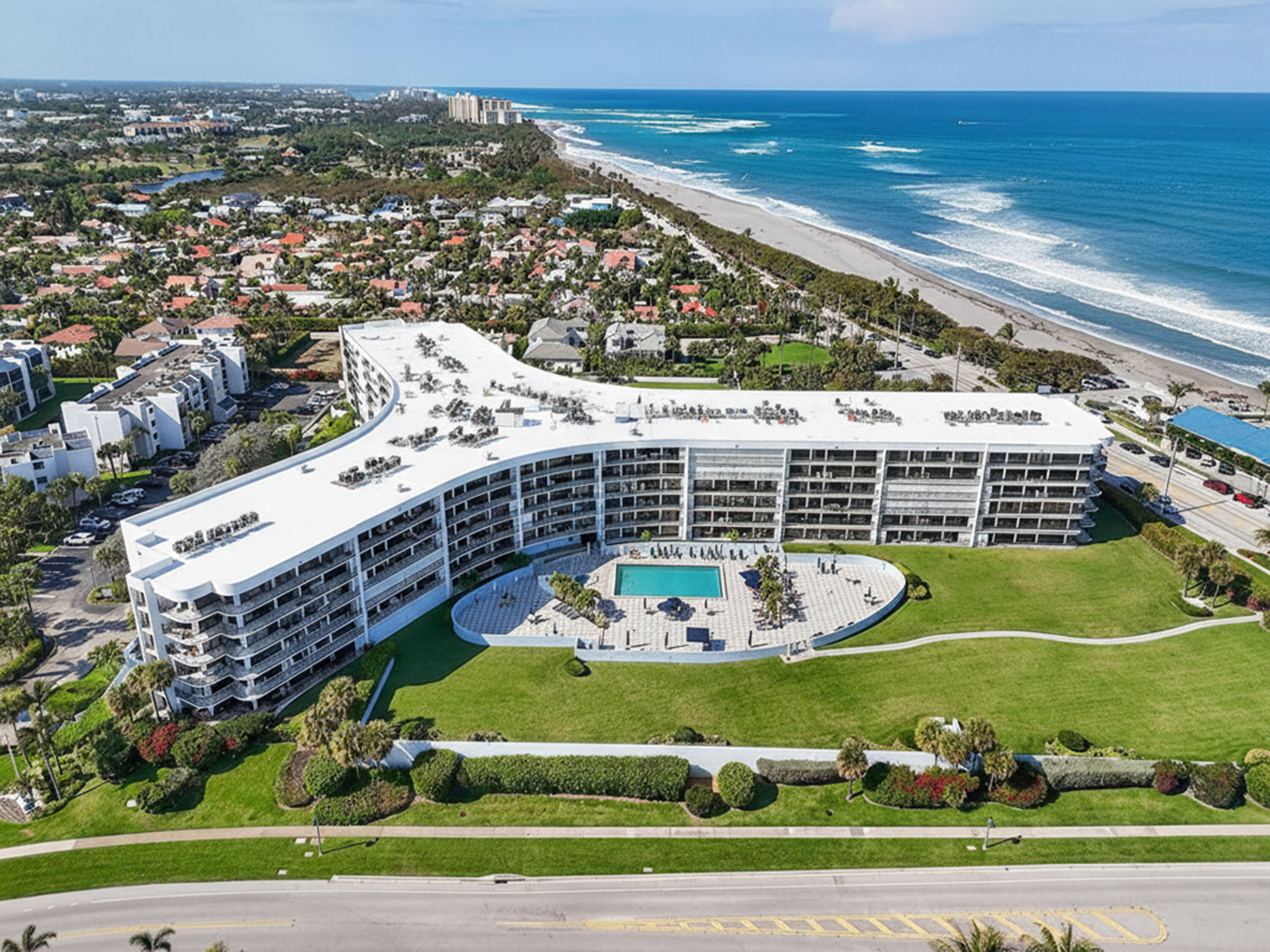 1300 Florida A1A, Unit 320 Jupiter, FL 33477 - Photo 91 of 92 1300JimmyBuffettMemHwy#320Aerials(28)EDI