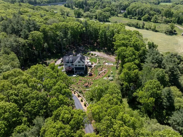 $1,350,000 | 178 Pine Hill Road, Westport, MA 02790