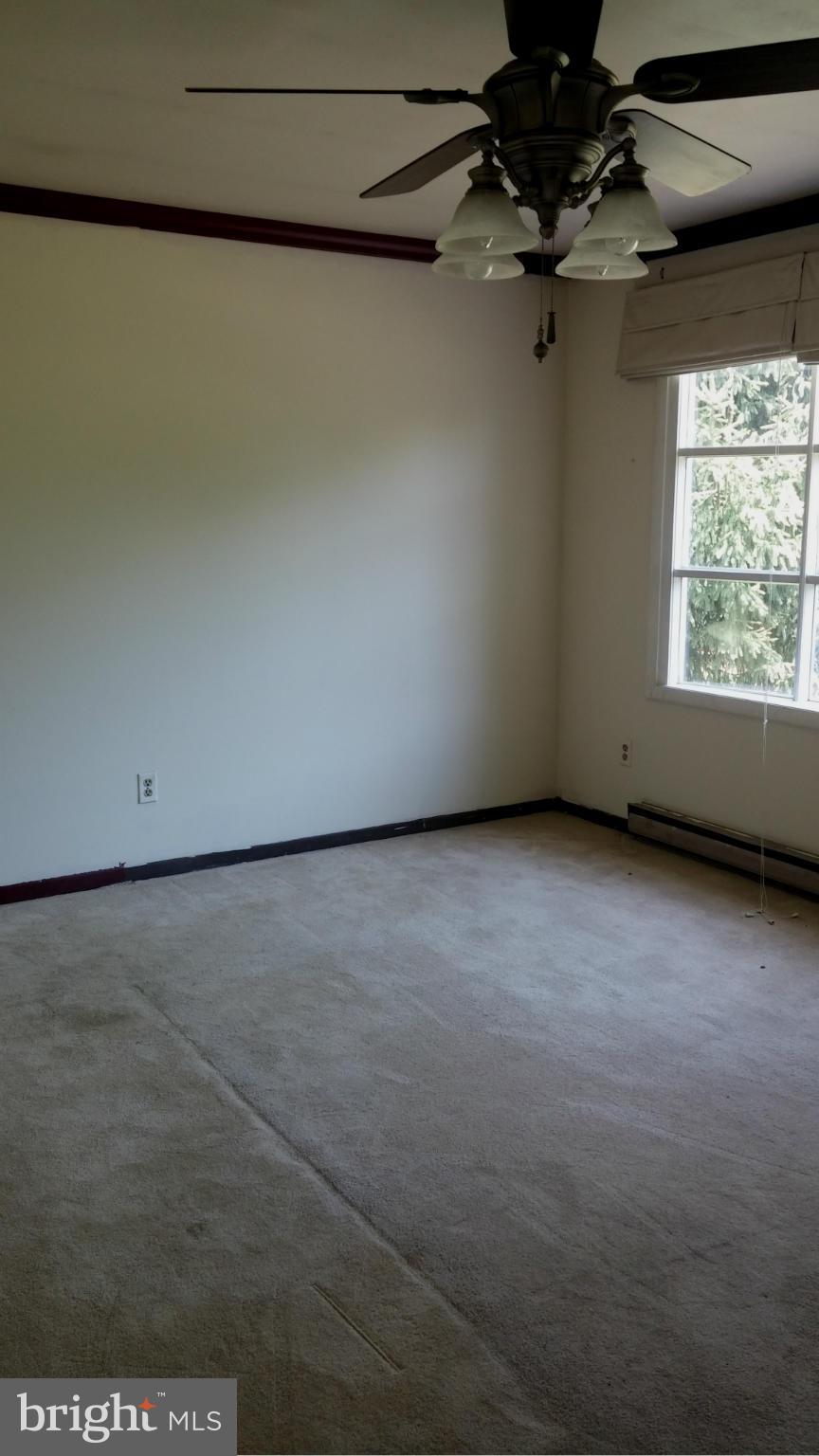 14807 Bottom Road Williamsport, MD 21795 - Photo 12 of 30 a view of a room with a window