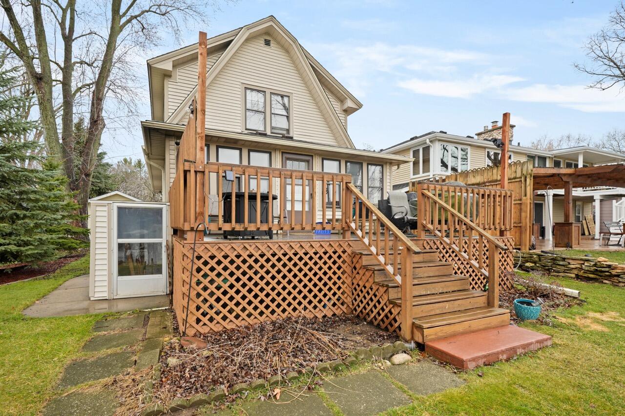 4827 Riverside Road Waterford, WI 53185 - Photo 18 of 28 Water Side/Deck