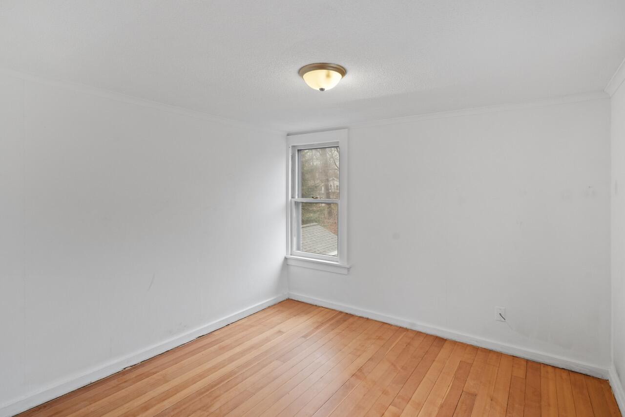 4827 Riverside Road Waterford, WI 53185 - Photo 10 of 28 Bedroom 01