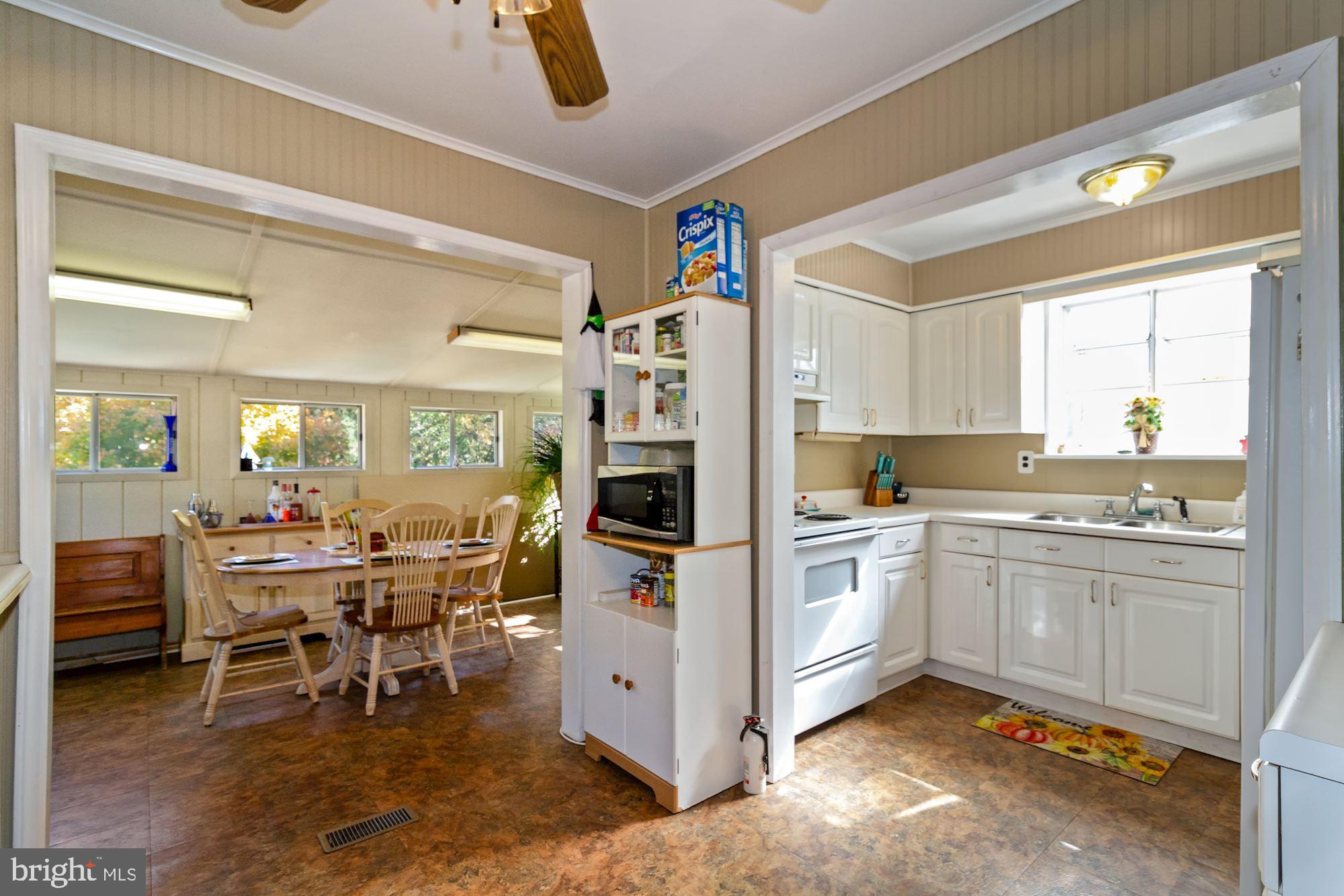 211 Allen Road Browns Mills, NJ 08015 - Photo 5 of 35 Kichen