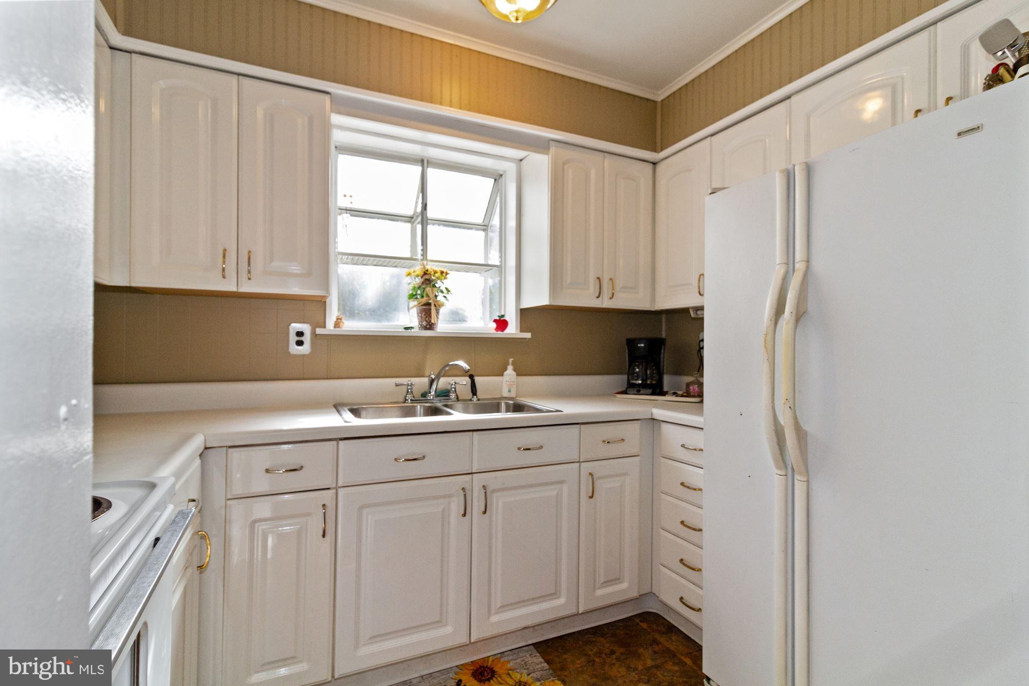 211 Allen Road Browns Mills, NJ 08015 - Photo 10 of 35
