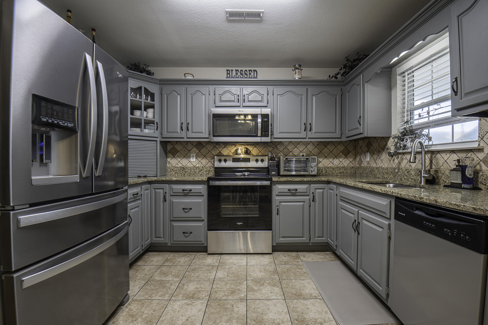 792 Colony Circle Fort Oglethorpe, GA 30742 - Photo 9 of 29 KHP25