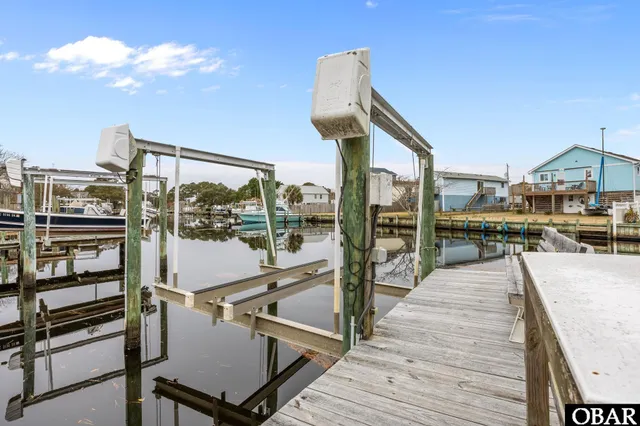 $690,000 | 422 Harbour View Drive, Kill Devil Hills, NC 27948