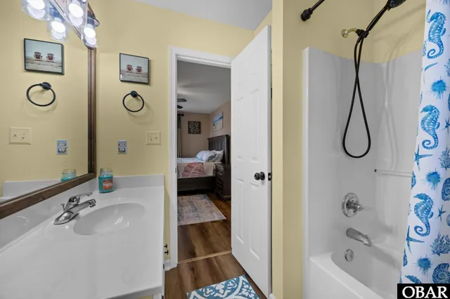 $690,000 | 422 Harbour View Drive, Kill Devil Hills, NC 27948