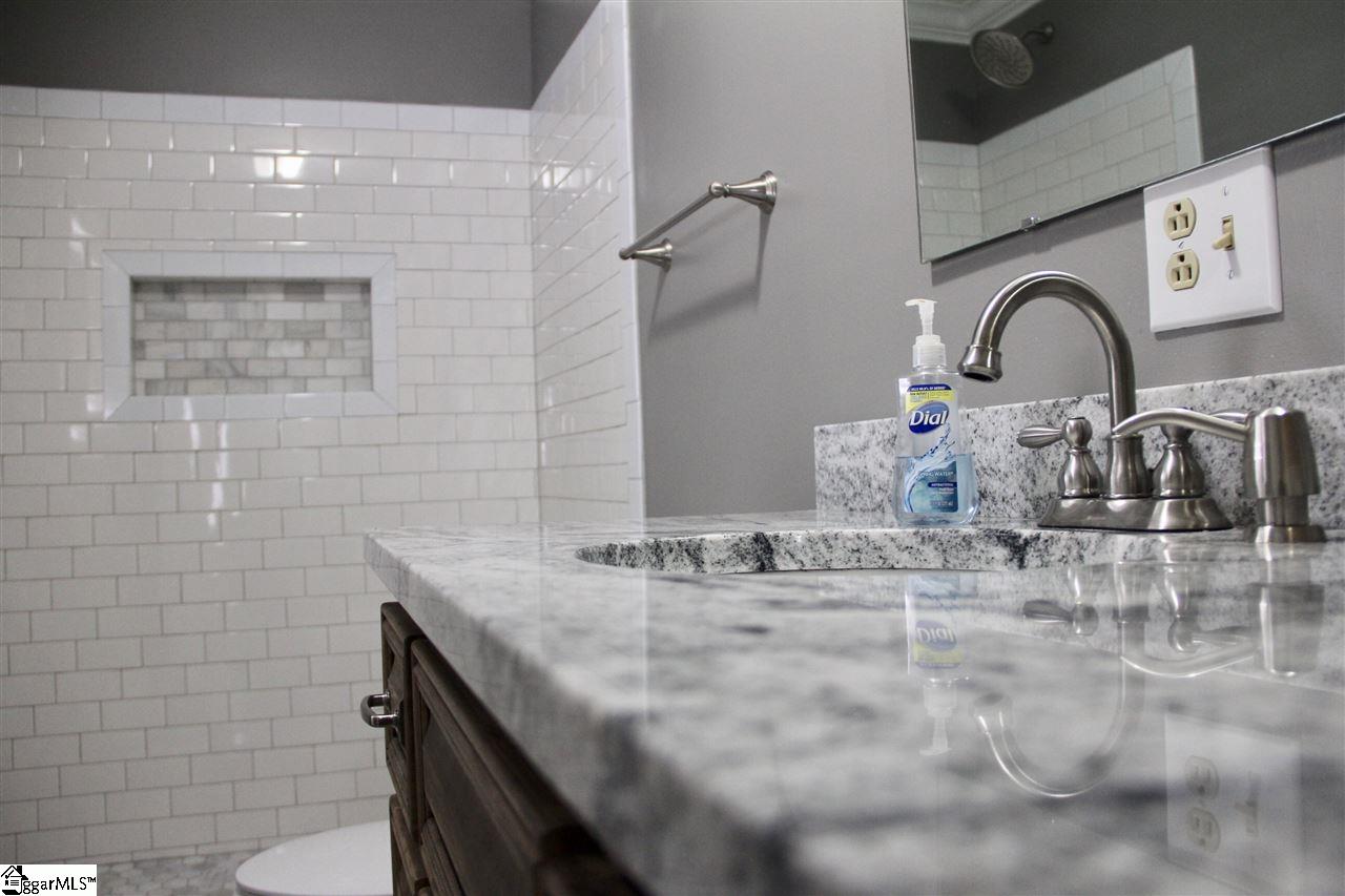 210 Garren Road Easley, SC 29640 - Photo 17 of 32 Gallery Image 17