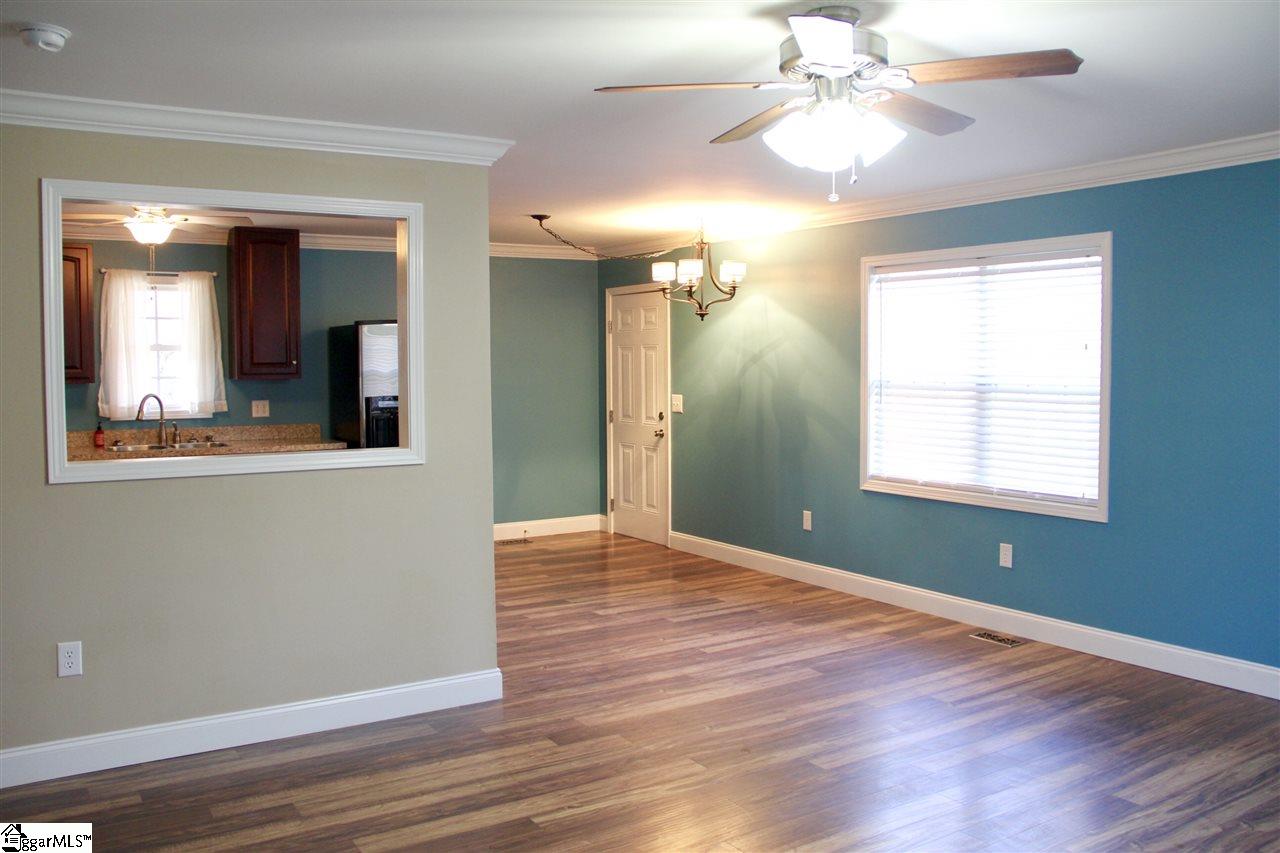 210 Garren Road Easley, SC 29640 - Photo 5 of 32 Gallery Image 5