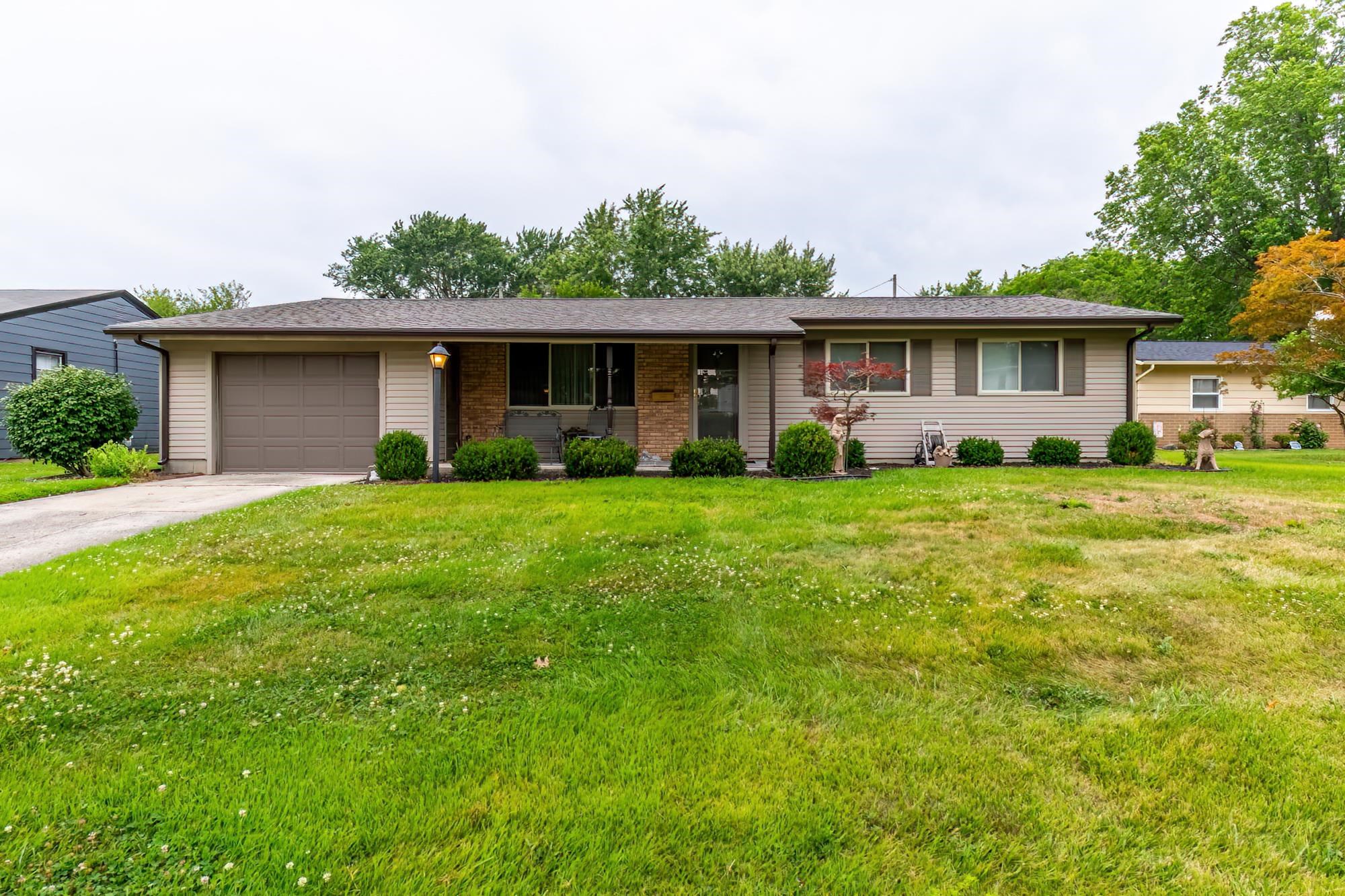 3815 Hastings Road Fort Wayne, IN 46805 - Photo 1 of 32