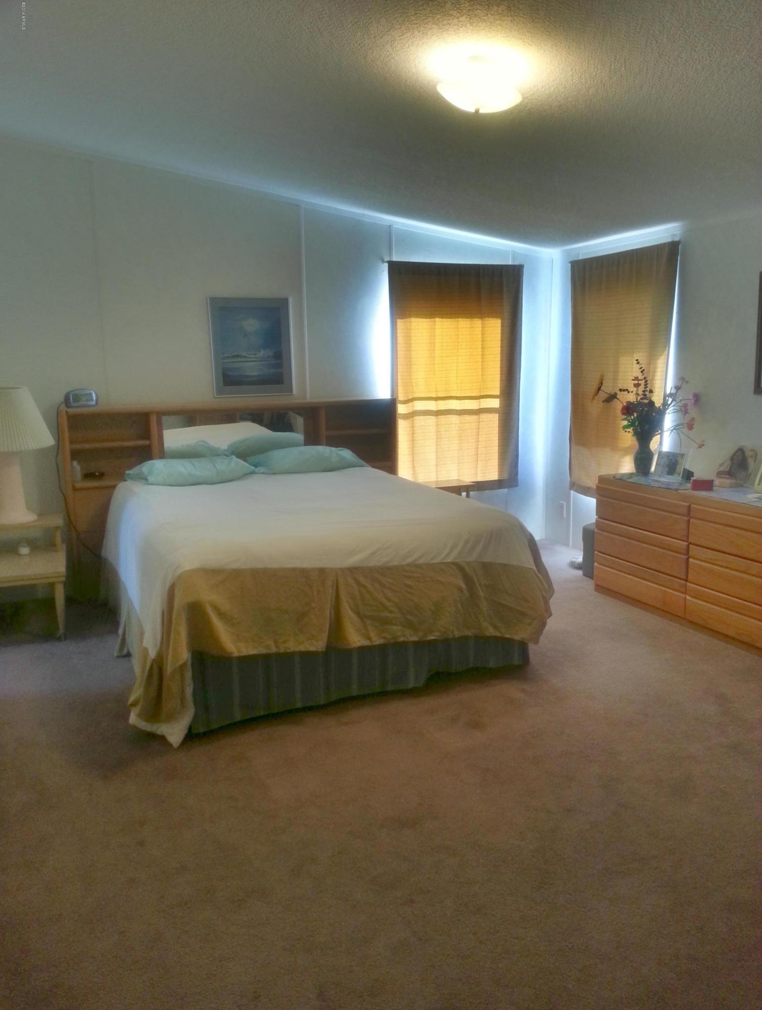 749 North Hilton Road Apache Junction, AZ 85119 - Photo 18 of 25 Master suite