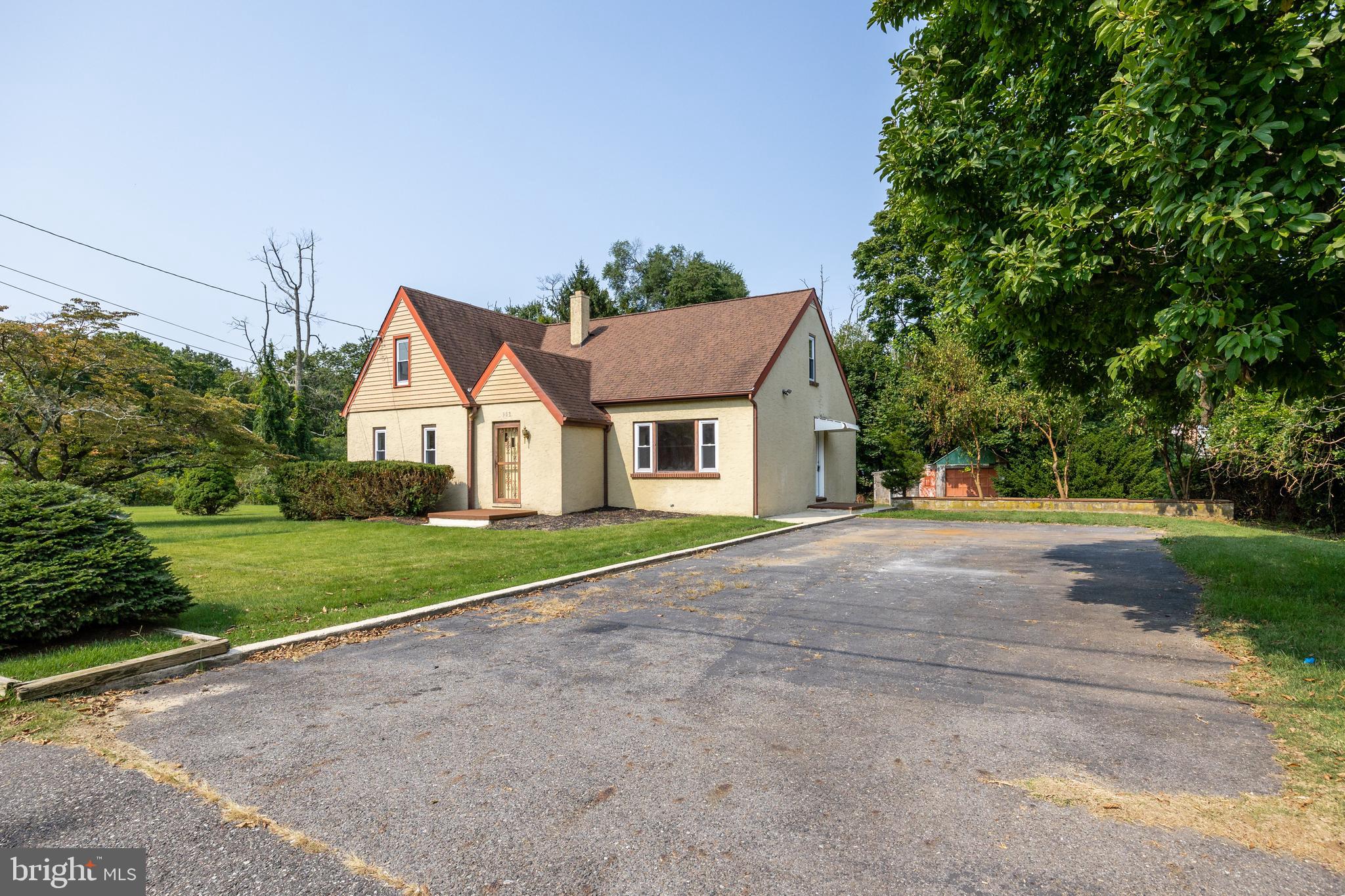 303 Warwick Road Deptford, NJ 08096 - Photo 2 of 46 Large driveway holds multiple vehicles