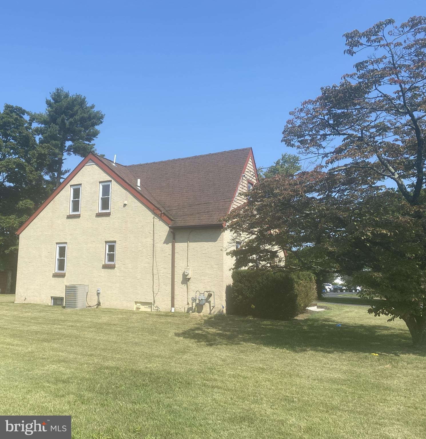 303 Warwick Road Deptford, NJ 08096 - Photo 38 of 46 Side of home
