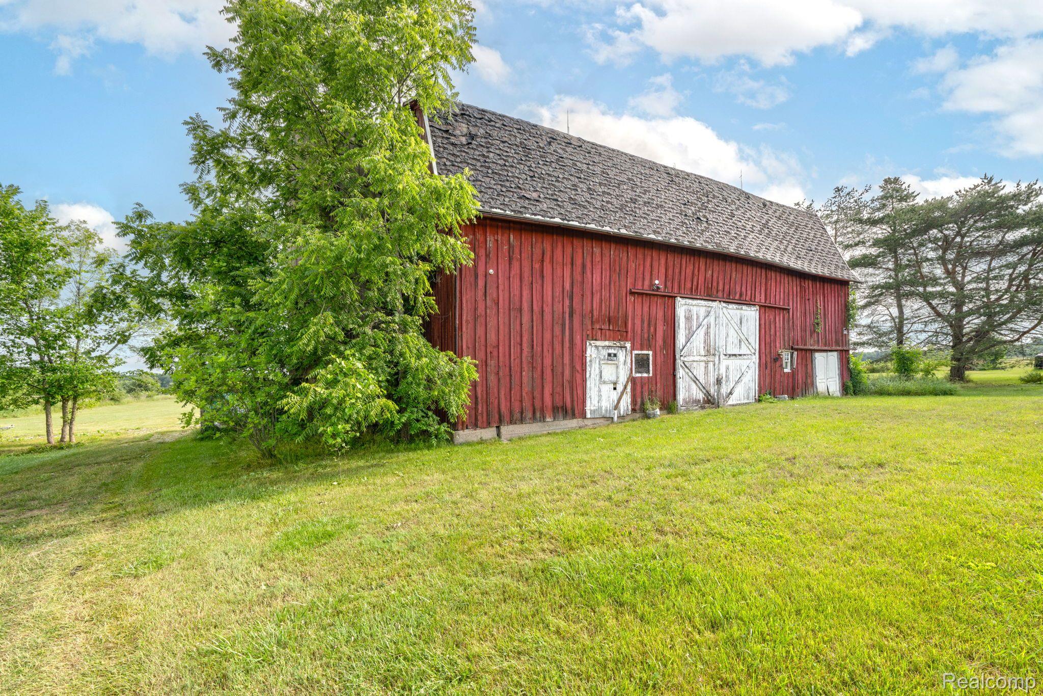 5638 Davison Road Lapeer, MI 48446 - Photo 14 of 34 Gallery Image 14