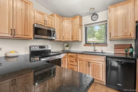 $560,000 | 957 Yellow Pine Drive, Bailey, CO 80421