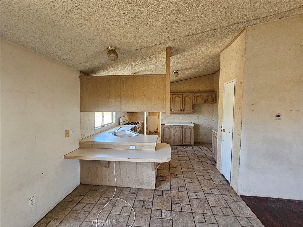 278 Yucca Road Pinon Hills, CA 92372 - Photo 21 of 29