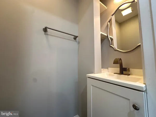 $2,950 | 14632 Stone Crossing Court, Centreville, VA 20120