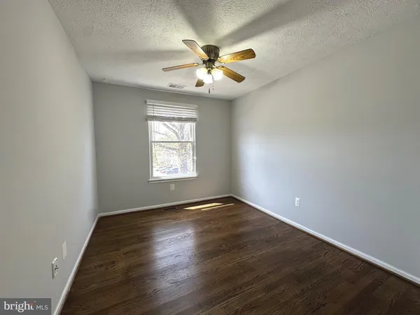 $2,950 | 14632 Stone Crossing Court, Centreville, VA 20120