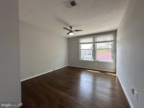 $2,950 | 14632 Stone Crossing Court, Centreville, VA 20120