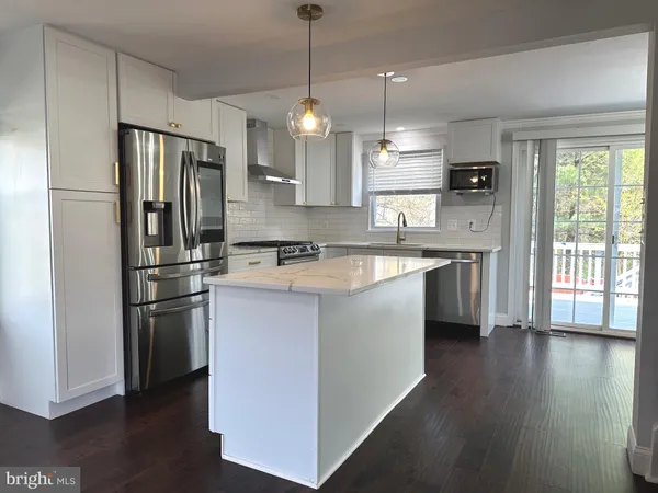 $2,950 | 14632 Stone Crossing Court, Centreville, VA 20120