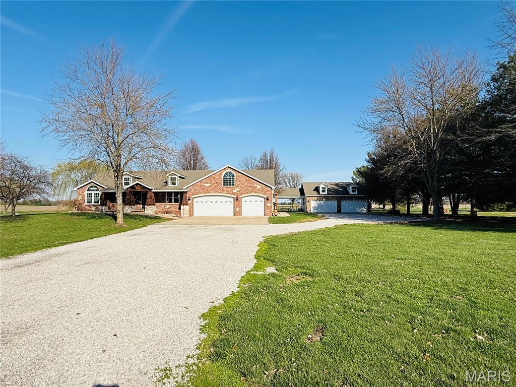 6 Jennifer Lane Collinsville, IL 62234 - Photo 2 of 34