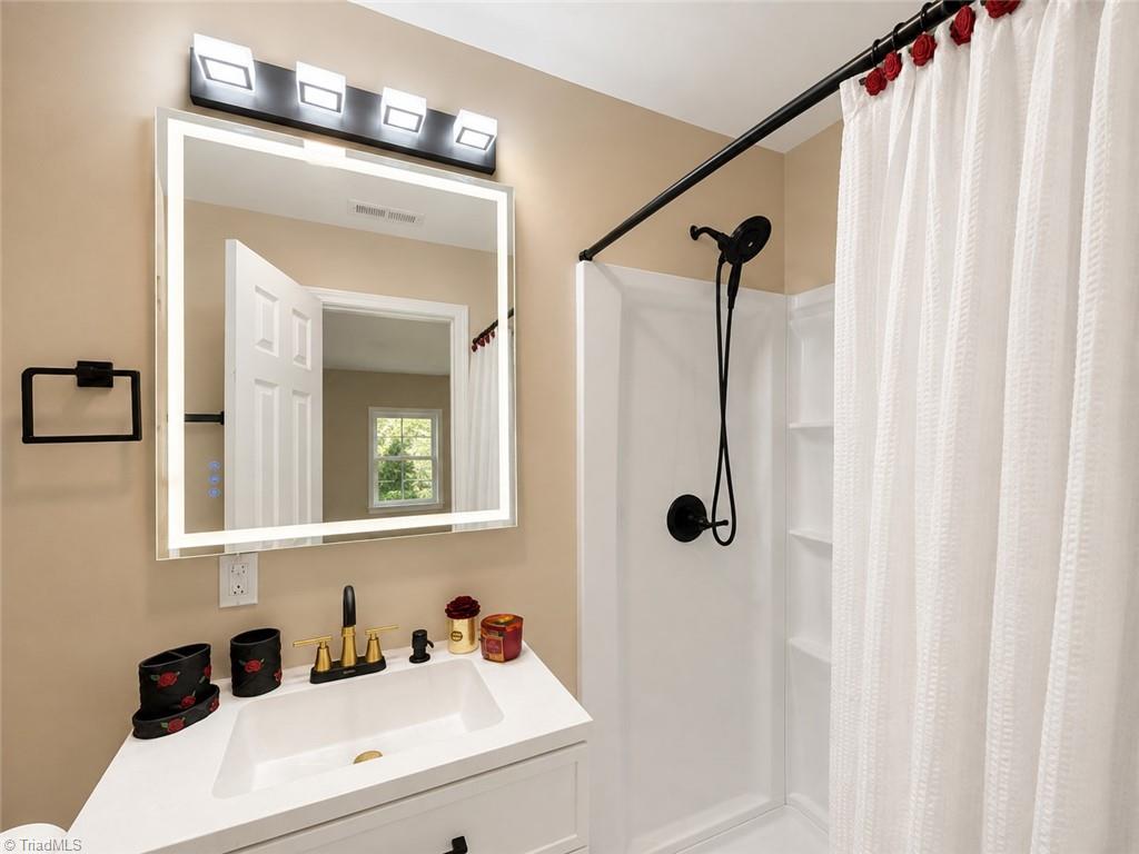 302 Wafford Road Lexington, NC 27292 - Photo 30 of 48 Gallery Image 30
