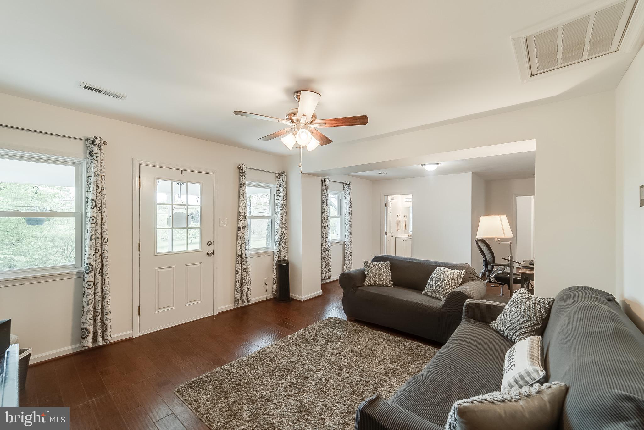 9605 Crest Hill Road Marshall, VA 20115 - Photo 12 of 33 Gallery Image 12