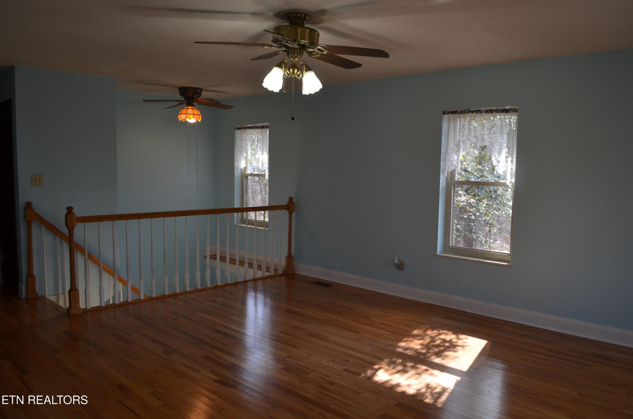389 Laurel Road Clinton, TN 37716 - Photo 5 of 30 Gallery Image 5