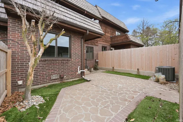 $279,900 | 6714 Quail Ridge Lane, Fort Wayne, IN 46804