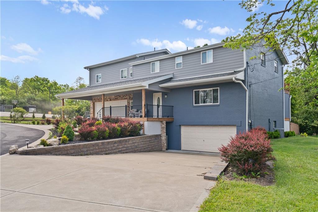 117 Gill Hall Road Clairton, PA 15025 - Photo 3 of 43 Gallery Image 3