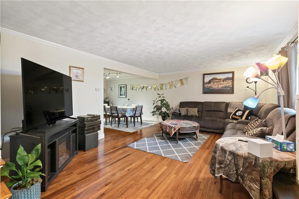 117 Gill Hall Road Clairton, PA 15025 - Photo 6 of 43 Gallery Image 6
