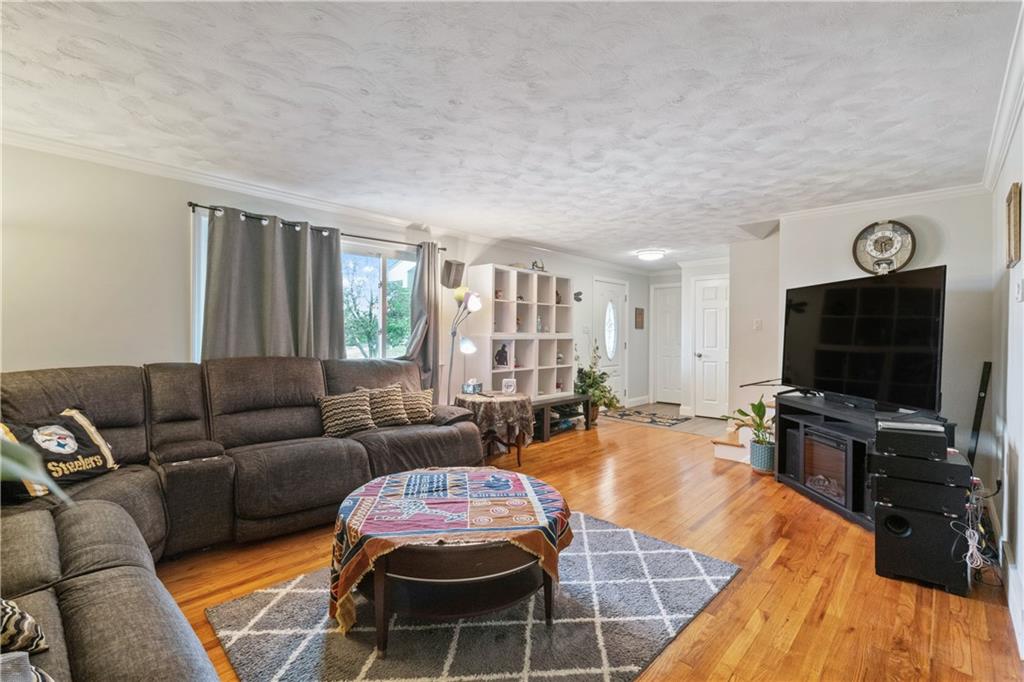 117 Gill Hall Road Clairton, PA 15025 - Photo 7 of 43 Gallery Image 7