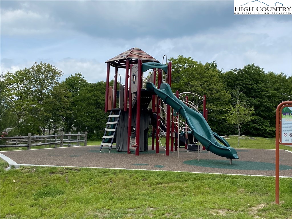 301 Pinnacle Inn Road, Unit 1306 Beech Mountain, NC 28604 - Photo 19 of 19 a view of a park with slide