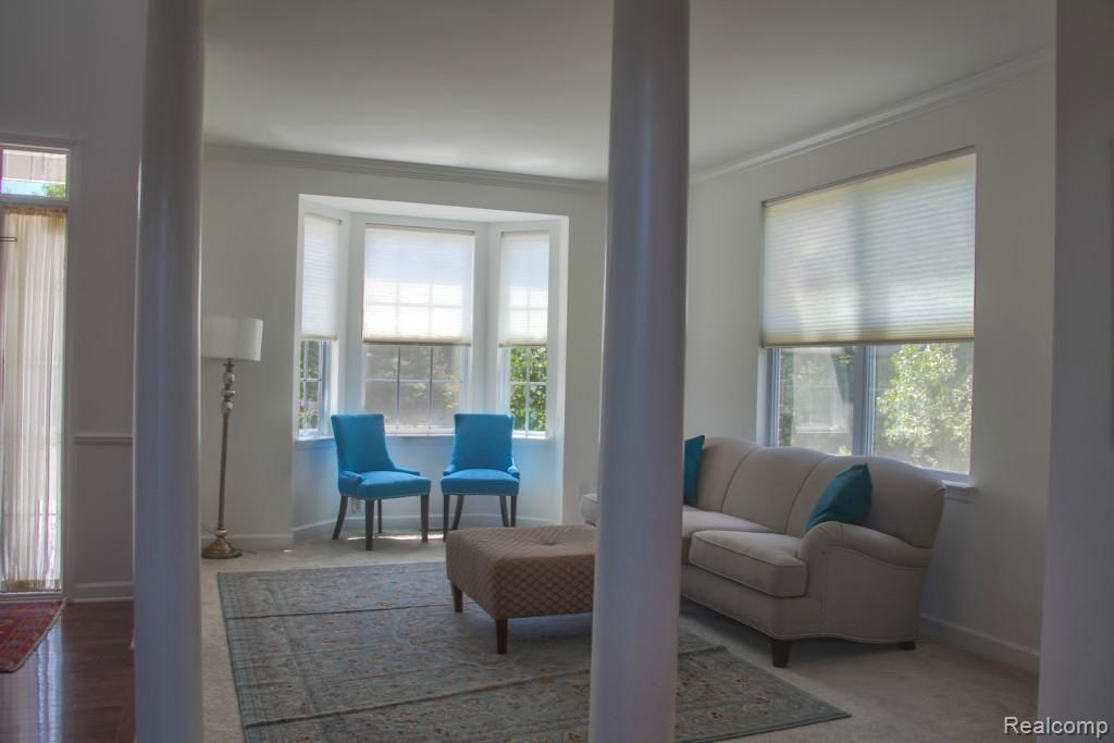 49504 Hanford Road Canton, MI 48187 - Photo 13 of 24 HDR13.jpg