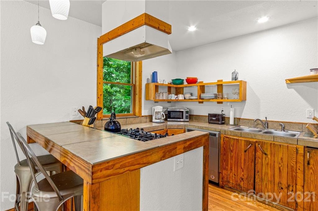 300 Patton Hill Road Swannanoa, NC 28778 - Photo 11 of 48 Gallery Image 11