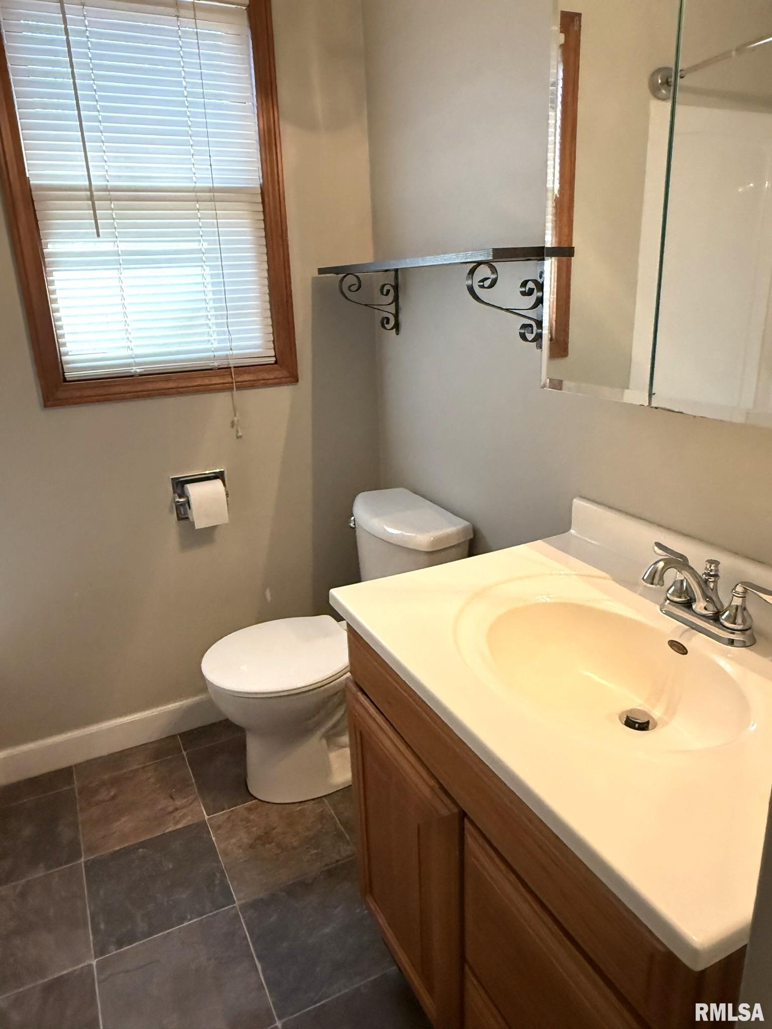 1106 West Centre Street Springfield, IL 62704 - Photo 2 of 11 Gallery Image 2