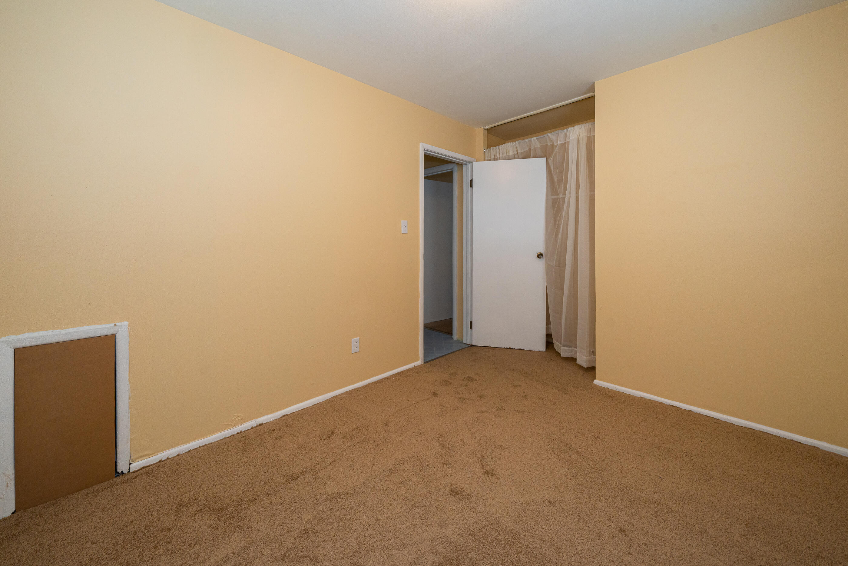 1716 Portage Path Springfield, OH 45506 - Photo 12 of 27