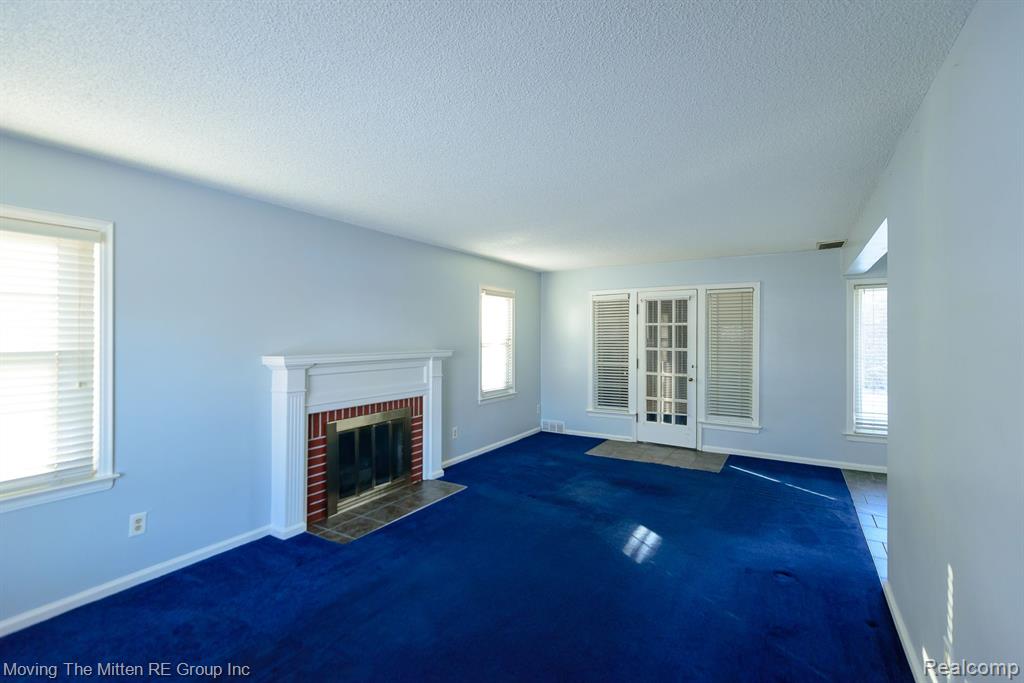 2008 Riverside Drive Trenton, MI 48183 - Photo 3 of 45