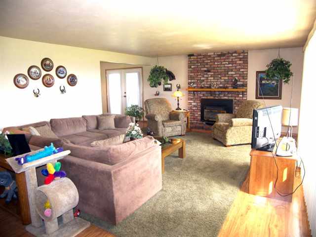 26511 North Sherman Road Deer Park, WA 99006 - Photo 2 of 9