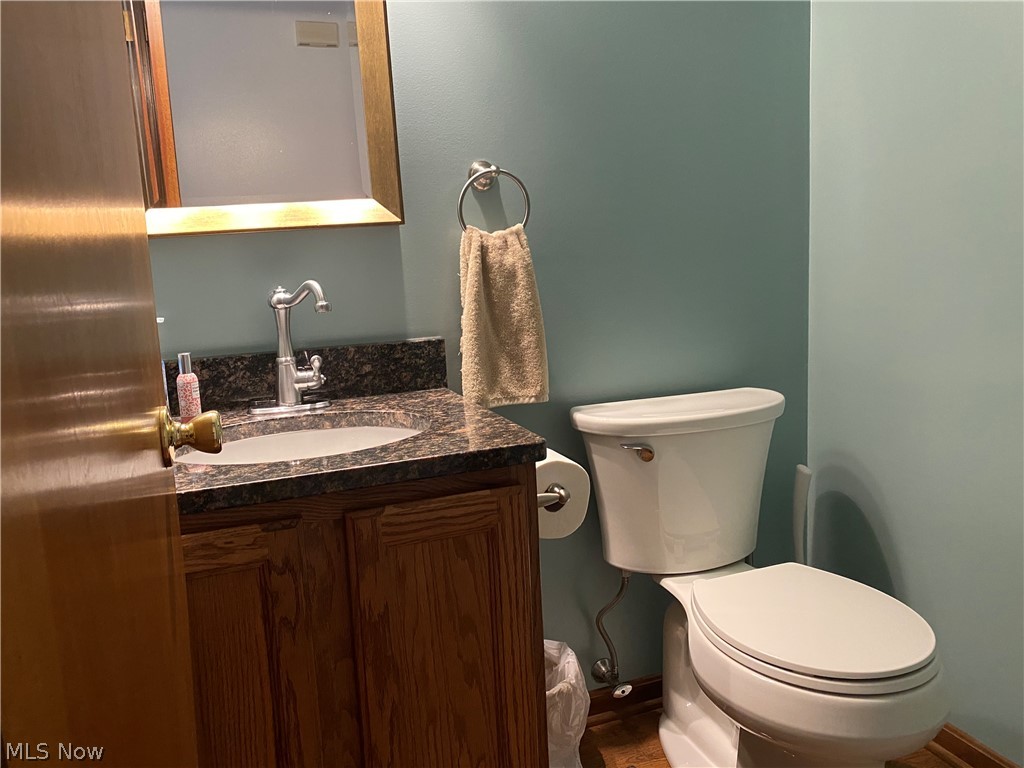 1652 Van Lynn Road Akron, OH 44306 - Photo 8 of 26 Gallery Image 8