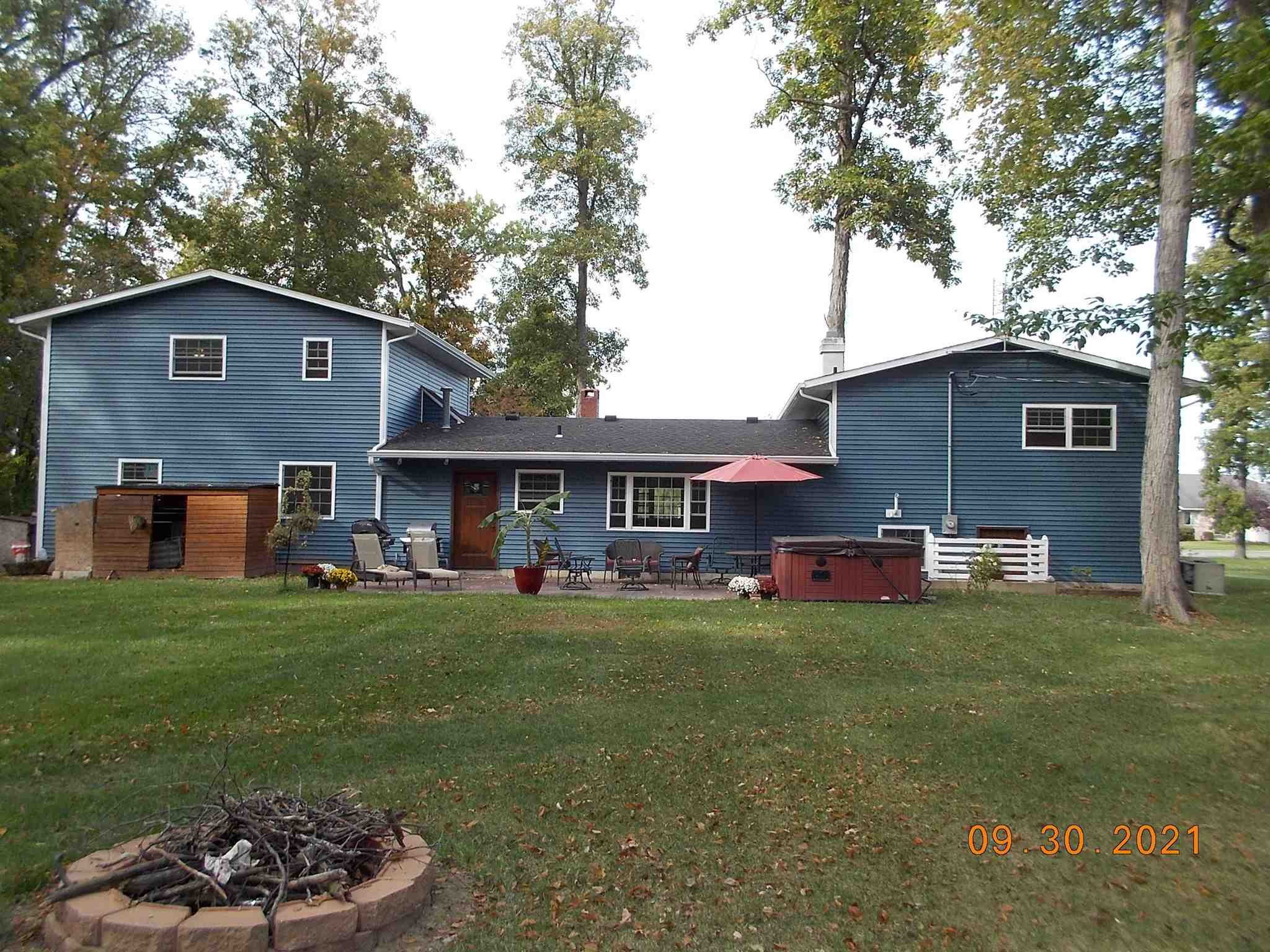 924 West 500 North Decatur, IN 46733 - Photo 2 of 15