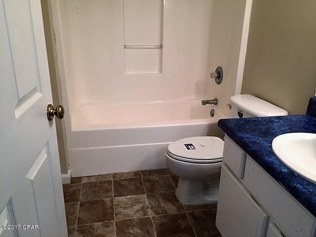 3109 Gilmore Road Marianna, FL 32446 - Photo 11 of 13 Gallery Image 11