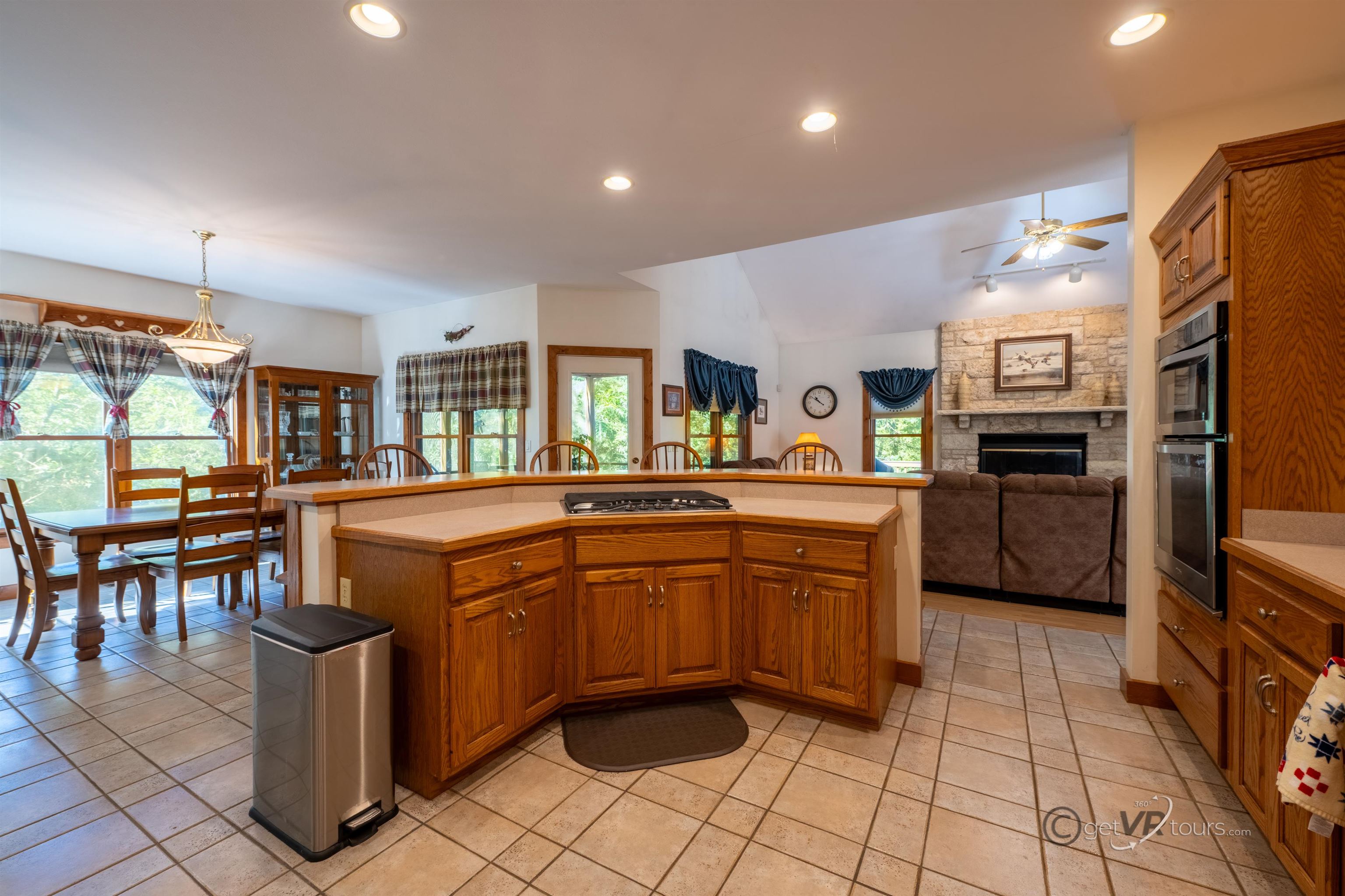 364 West Wachter Road Galena, IL 61036 - Photo 10 of 38 Gallery Image 10