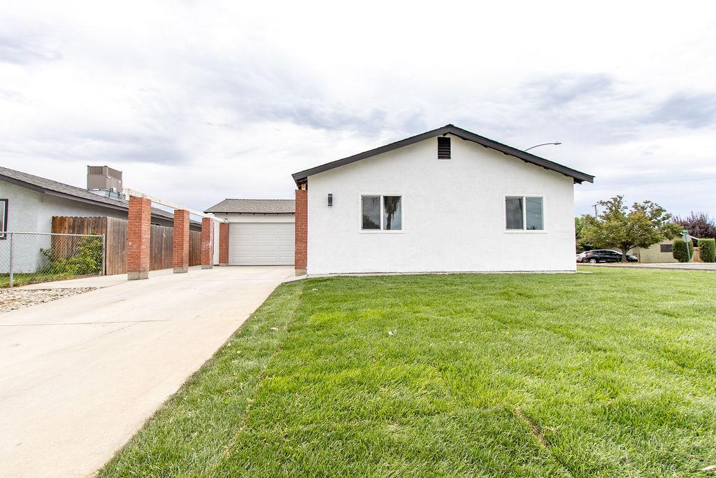 5112 Clark Street Keyes, CA 95328 - Photo 1 of 29