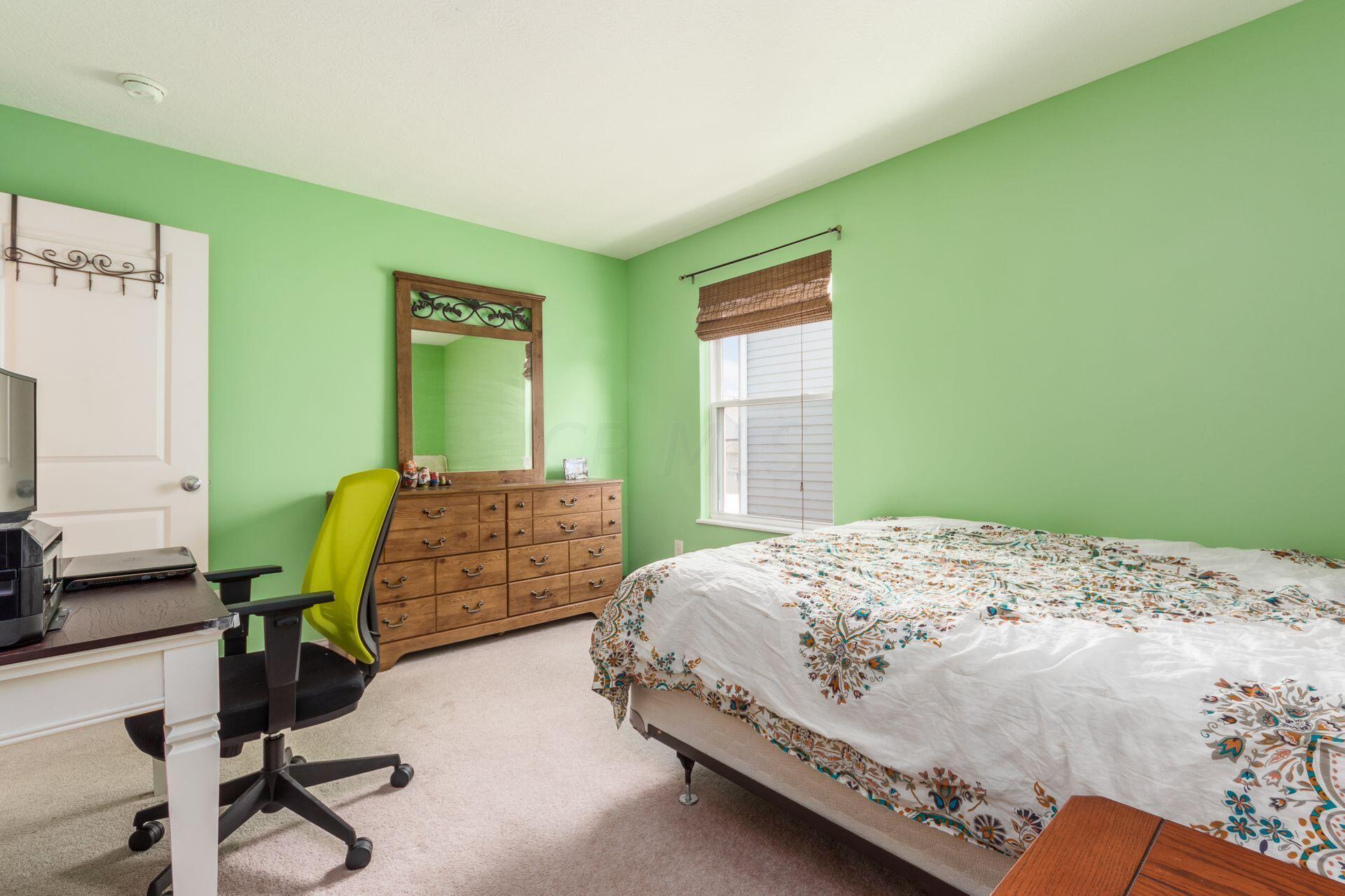 5892 McInnis Road Dublin, OH 43016 - Photo 27 of 33 Bedroom 3