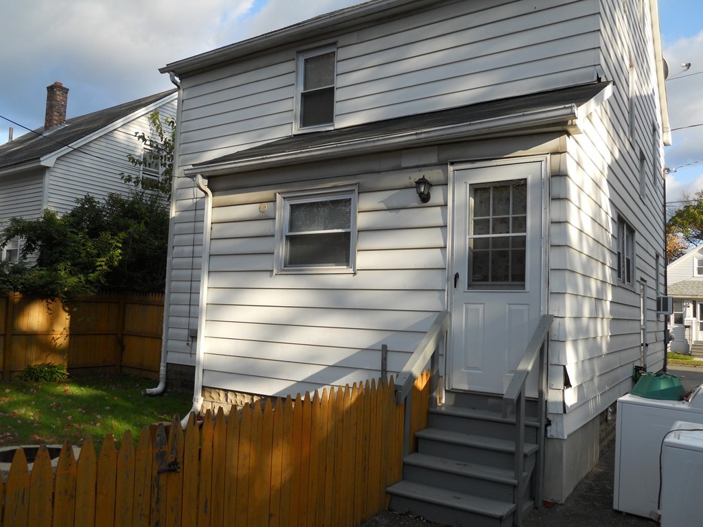 104 Wilber Street Springfield, MA 01104 - Photo 13 of 14